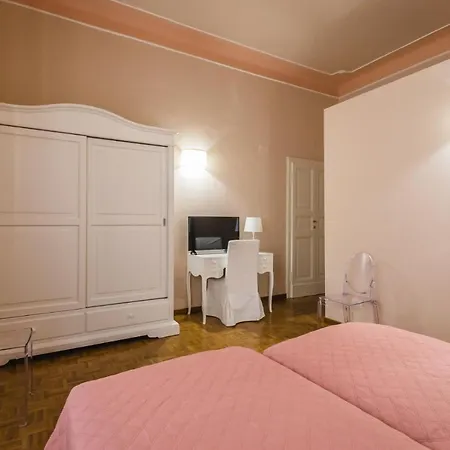 Hortensia Garden Bed & Breakfast Macerata