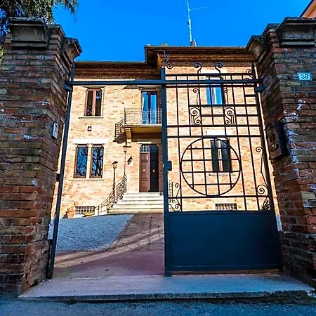 Hortensia Garden Bed & Breakfast 3*